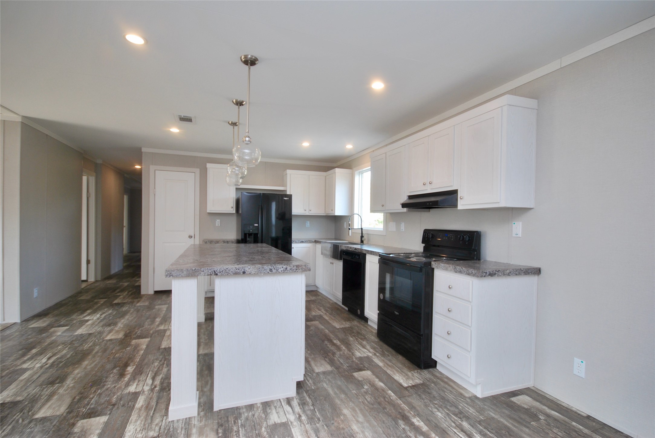 1727 Davis Road West Point, TX 78963 - Photo 8 of 44