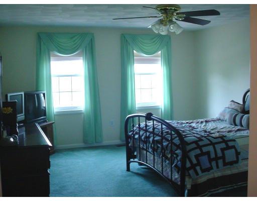 20 Hawks Ridge Road Billerica, MA 01862 - Photo 14 of 22
