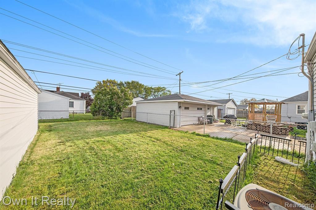13323 Kerr Street Southgate, MI 48195 - Photo 3 of 4