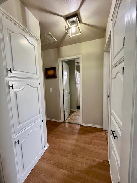 1417 Kings Row Plainview, TX 79072 - Photo 17 of 24 17