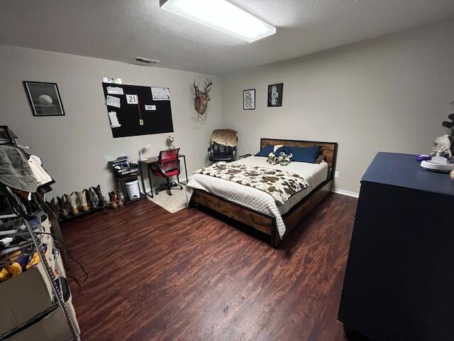 1417 Kings Row Plainview, TX 79072 - Photo 10 of 24 10