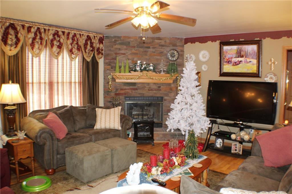 307 Oregon Road Volant, PA 16156 - Photo 13 of 25