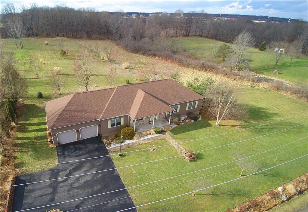 307 Oregon Road Volant, PA 16156 - Photo 3 of 25