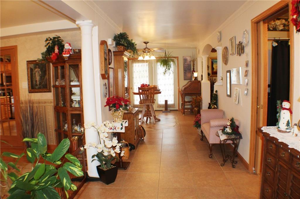 307 Oregon Road Volant, PA 16156 - Photo 4 of 25