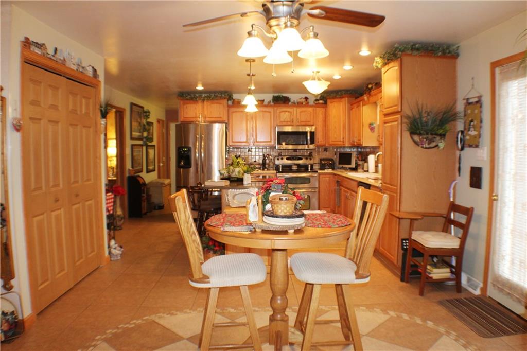 307 Oregon Road Volant, PA 16156 - Photo 8 of 25