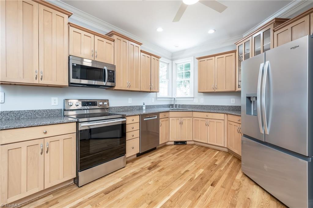 1041 Barnford Mill Road Wake Forest, NC 27587 - Photo 11 of 41 Custom cabinets