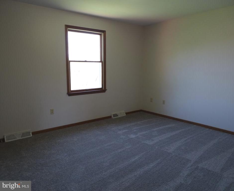 1105 Horizon Road Mount Airy, MD 21771 - Photo 10 of 21 Recently updated master bedroom!