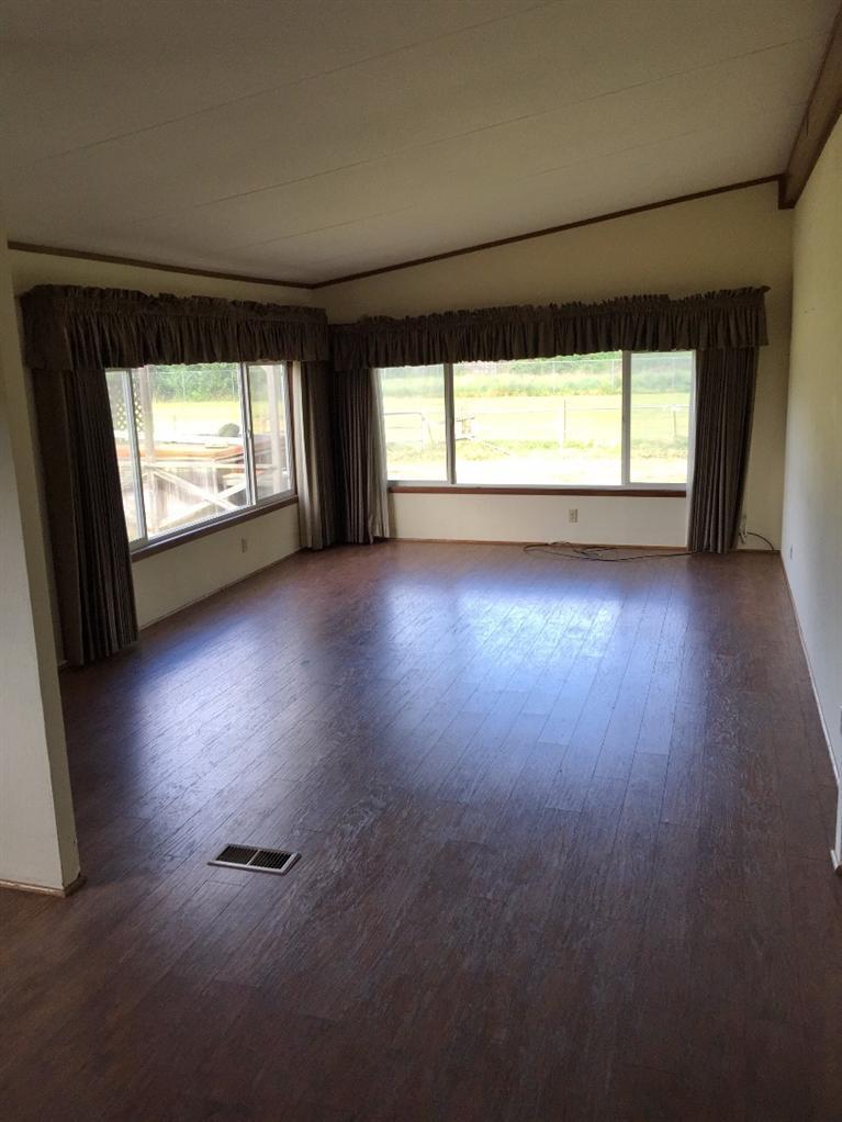 2580 Leonard Road Grants Pass, OR 97527 - Photo 9 of 16 Additional Photo