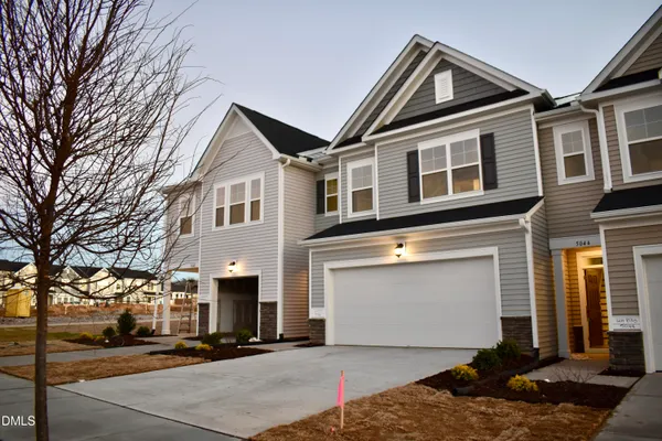 $2,275 | 5046 Arkose Drive, Raleigh, NC 27610