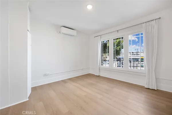 $3,000 | 5816 1/2 North Figueroa Street, Los Angeles, CA 90042