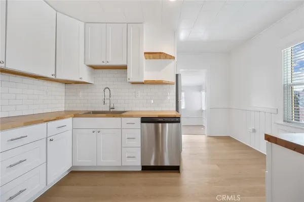 $3,000 | 5816 1/2 North Figueroa Street, Los Angeles, CA 90042