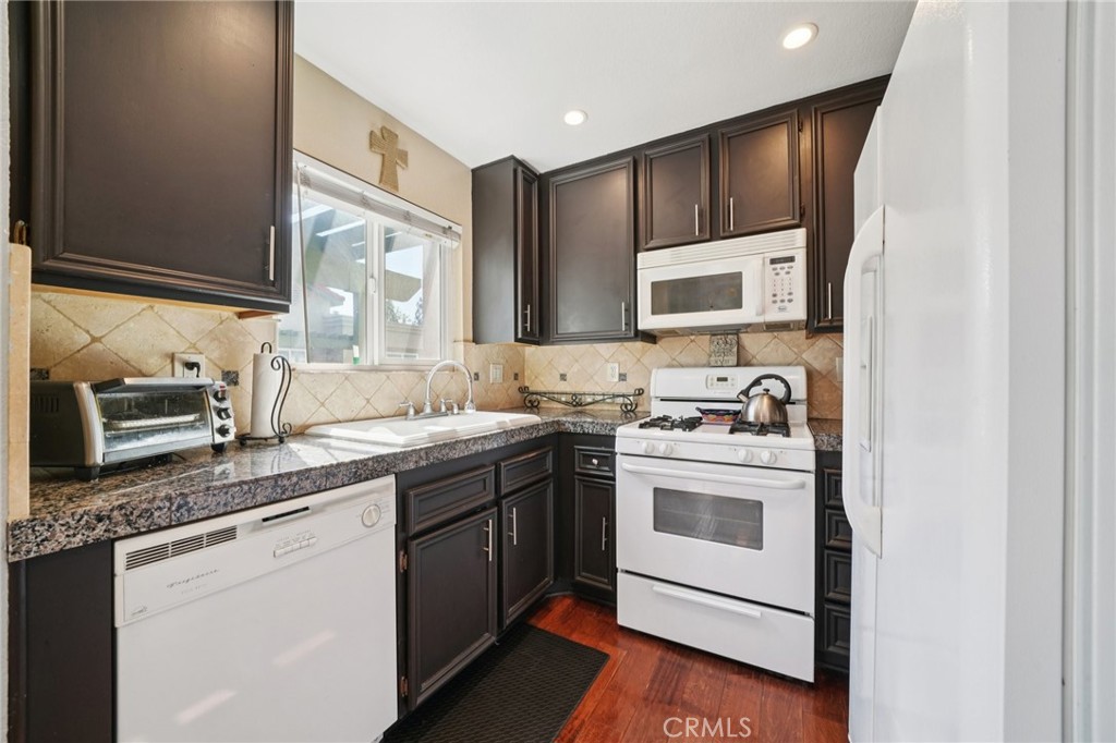 8348 Sunset Trail Place, Unit E Rancho Cucamonga, CA 91730 - Photo 25 of 58