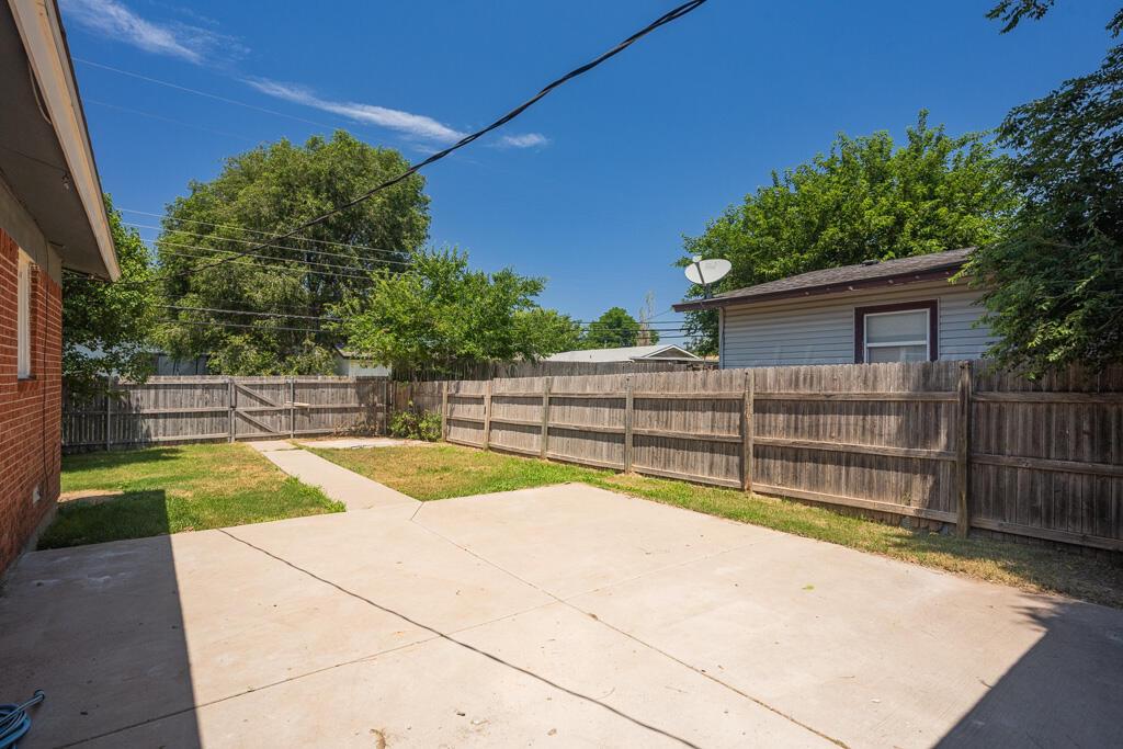 4710 South Rusk Street Amarillo, TX 79110 - Photo 19 of 22 backyard 1