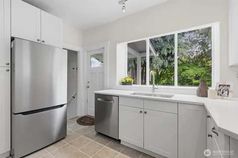 $1,135,000 | 715 North 48th Street, Seattle, WA 98103