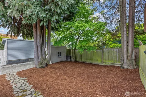 $1,135,000 | 715 North 48th Street, Seattle, WA 98103