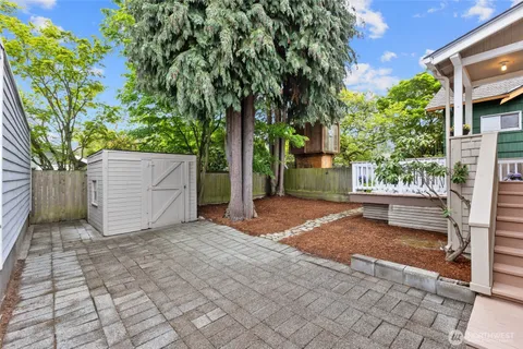 $1,135,000 | 715 North 48th Street, Seattle, WA 98103