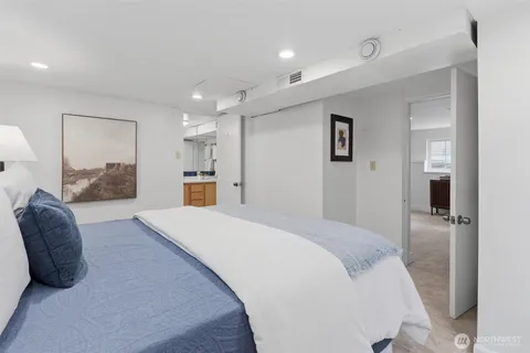 $1,135,000 | 715 North 48th Street, Seattle, WA 98103