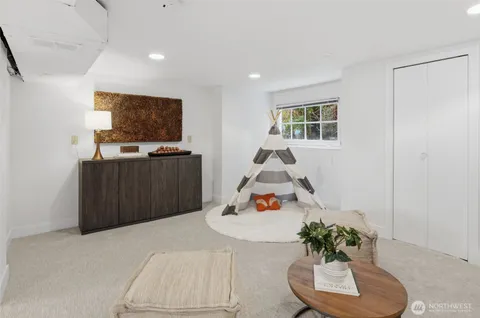 $1,135,000 | 715 North 48th Street, Seattle, WA 98103