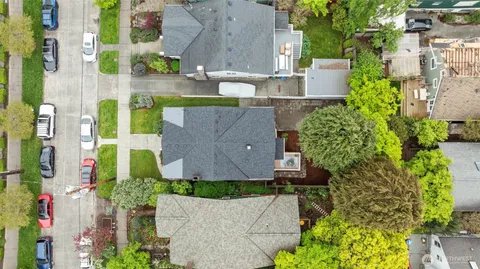 $1,135,000 | 715 North 48th Street, Seattle, WA 98103