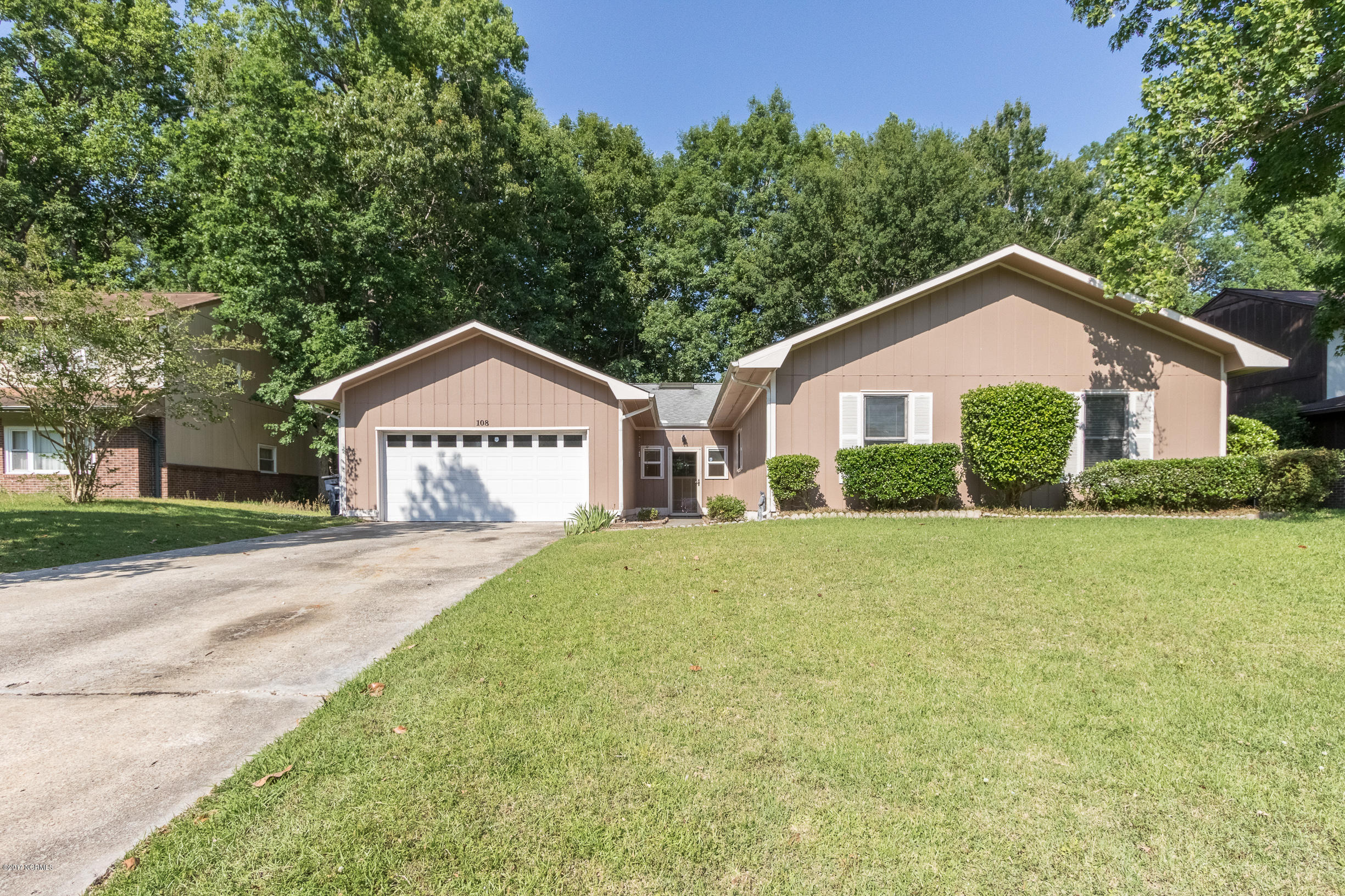 108 Laran Road Jacksonville, NC 28540 - Photo 1 of 53 108 Laran (1 of 1)-4