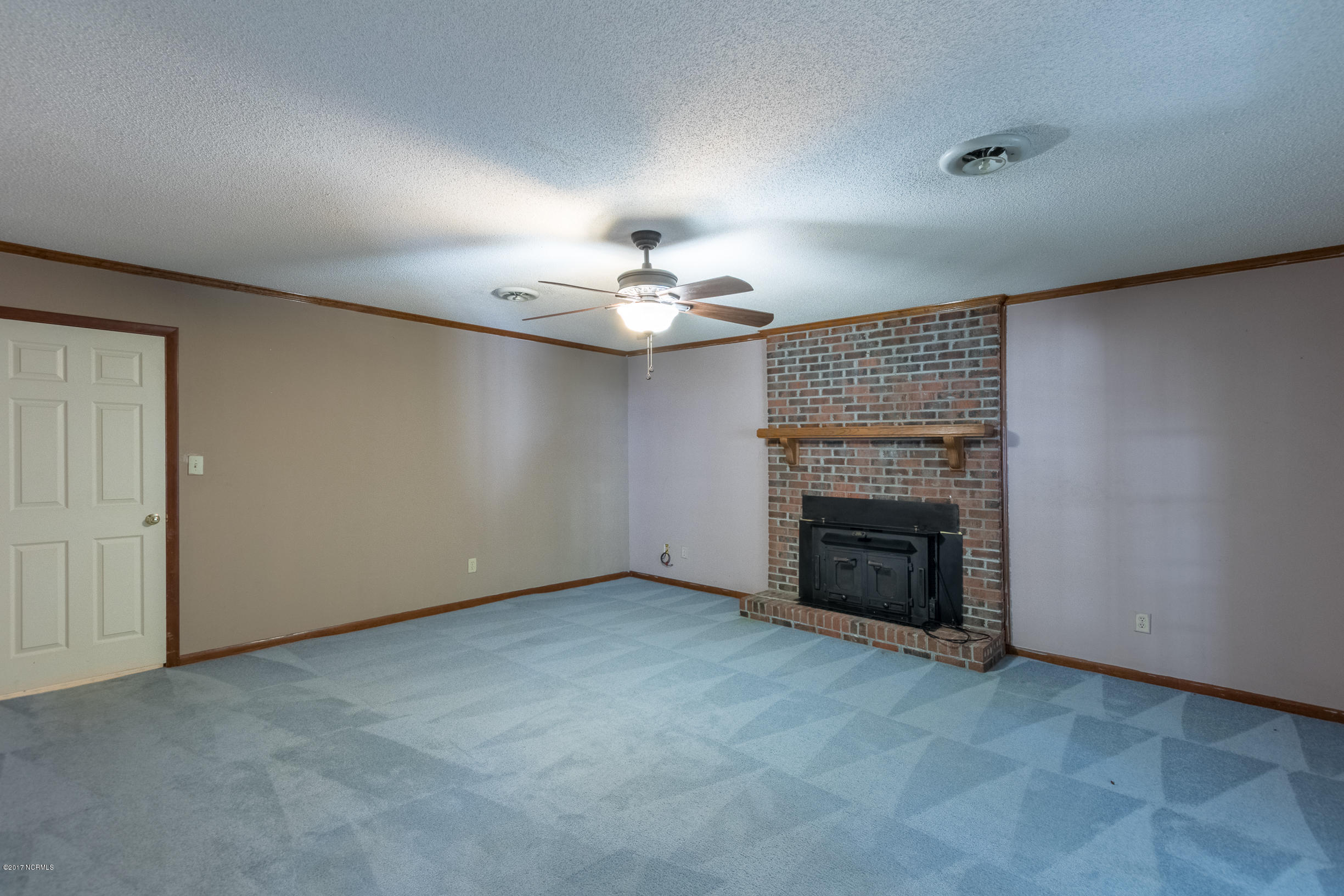 108 Laran Road Jacksonville, NC 28540 - Photo 3 of 53 108 Laran (1 of 1)-15
