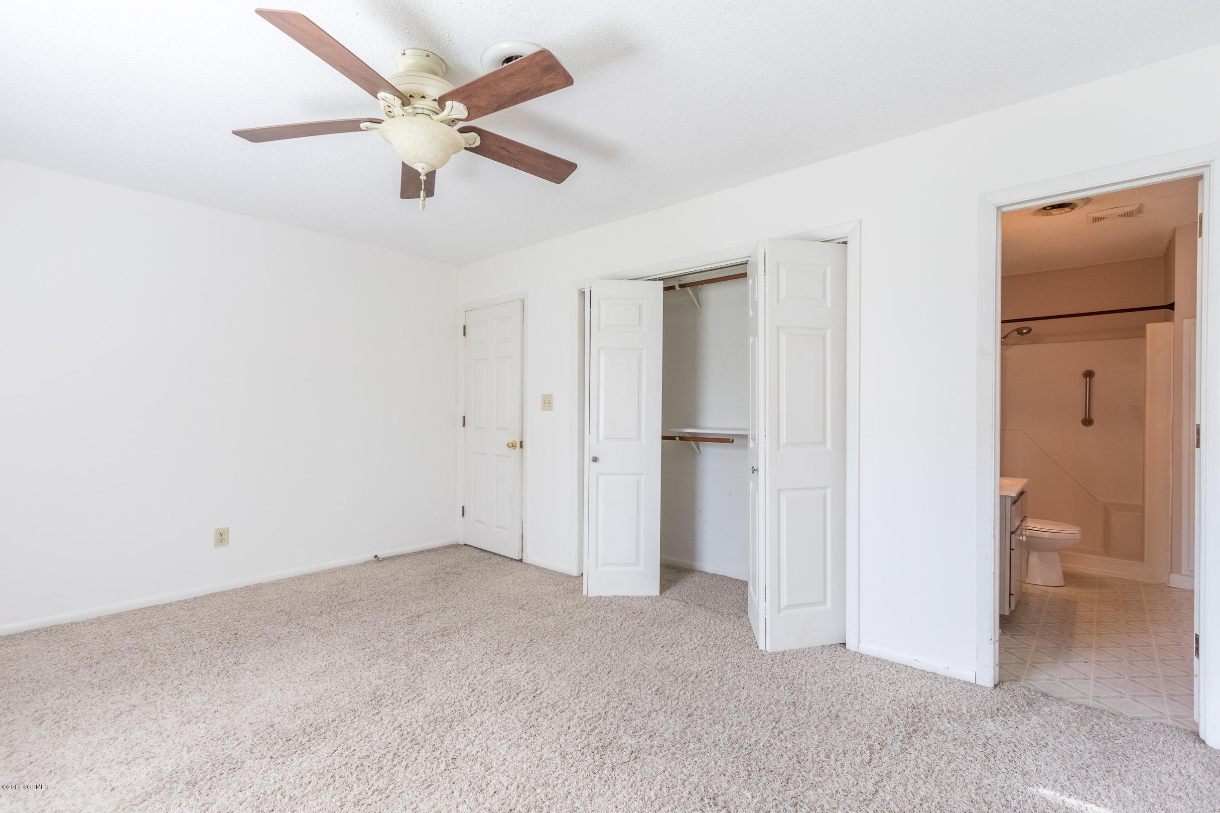 108 Laran Road Jacksonville, NC 28540 - Photo 42 of 53 108 Laran (1 of 1)-43