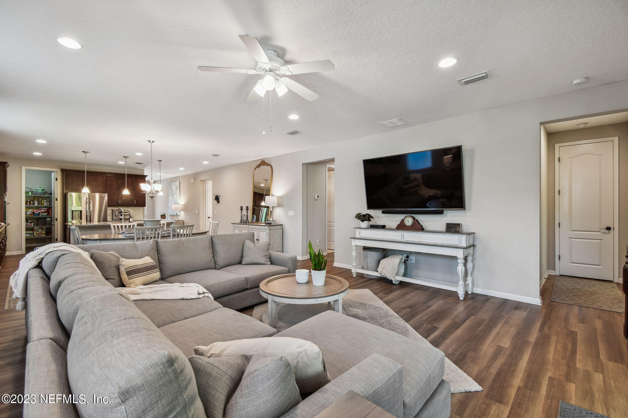 493 Rittburn Lane St. Johns, FL 32259 - Photo 9 of 53 Family Room