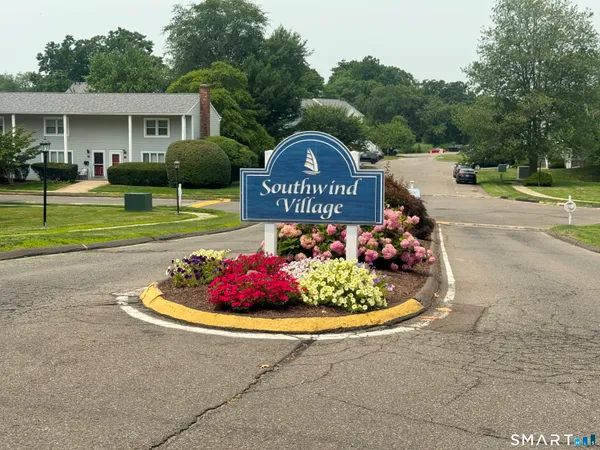 $2,300 | 31 Carriage Drive, Unit 31, Milford, CT 06460