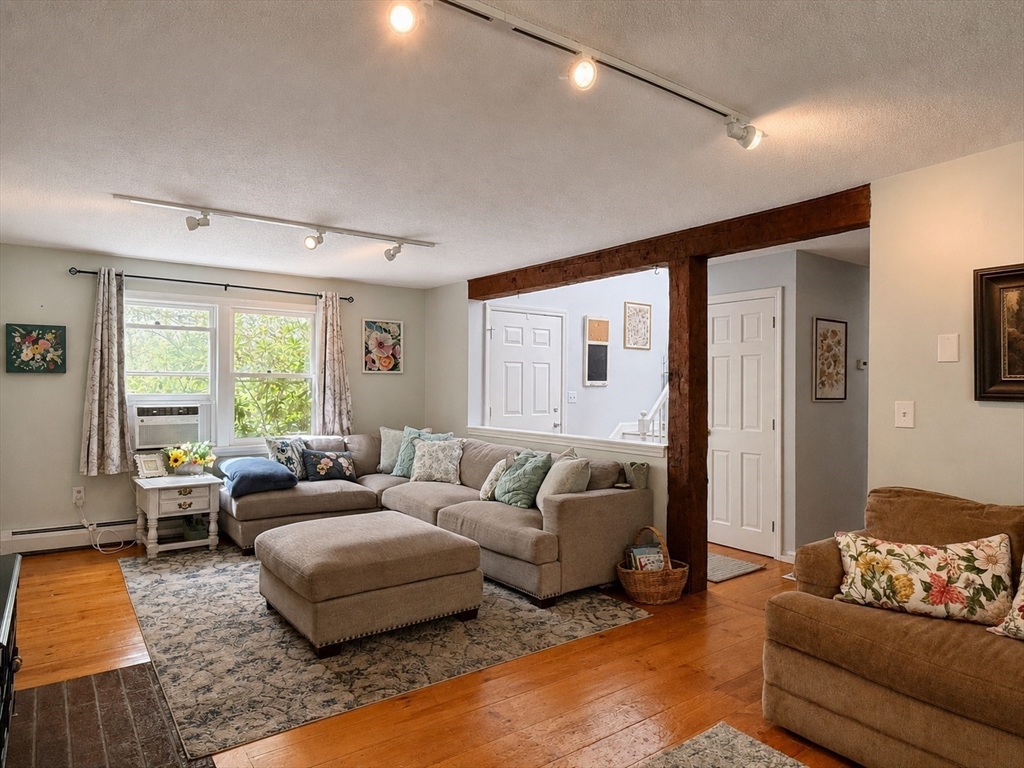439 North River Road, Unit 5 Milford, NH 03055 - Photo 5 of 41 Gallery Image 5