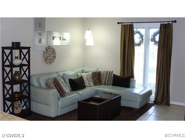 13710 Harbourwood Road Midlothian, VA 23112 - Photo 11 of 24 Den/Family/Great Room - The living room or den off