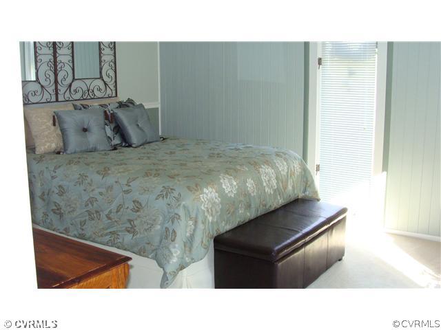13710 Harbourwood Road Midlothian, VA 23112 - Photo 19 of 24 Bedroom - The additional first floor bedroom and f