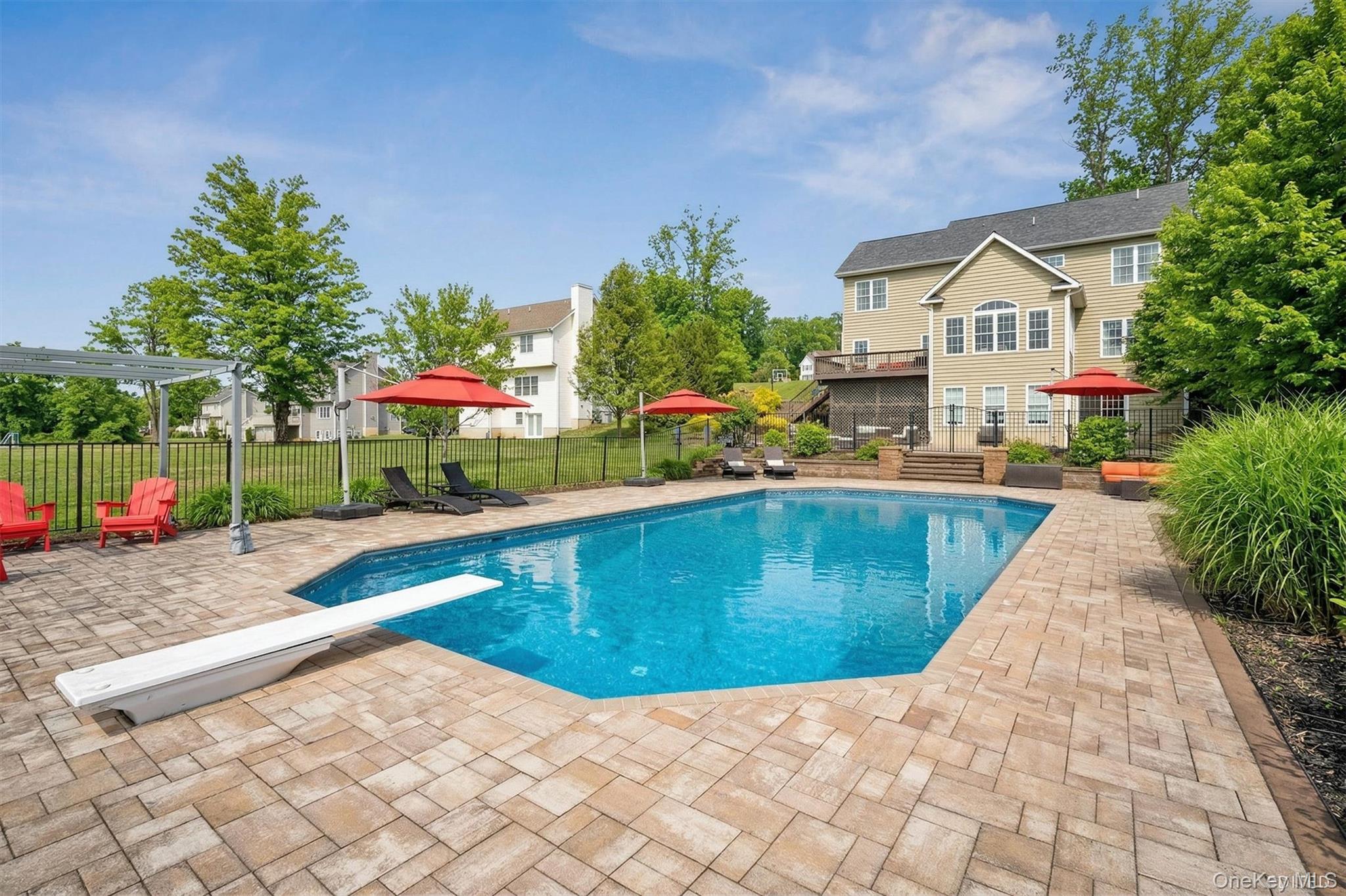 25 Roundhill Road Hopewell Junction, NY 12533 - Photo 29 of 36