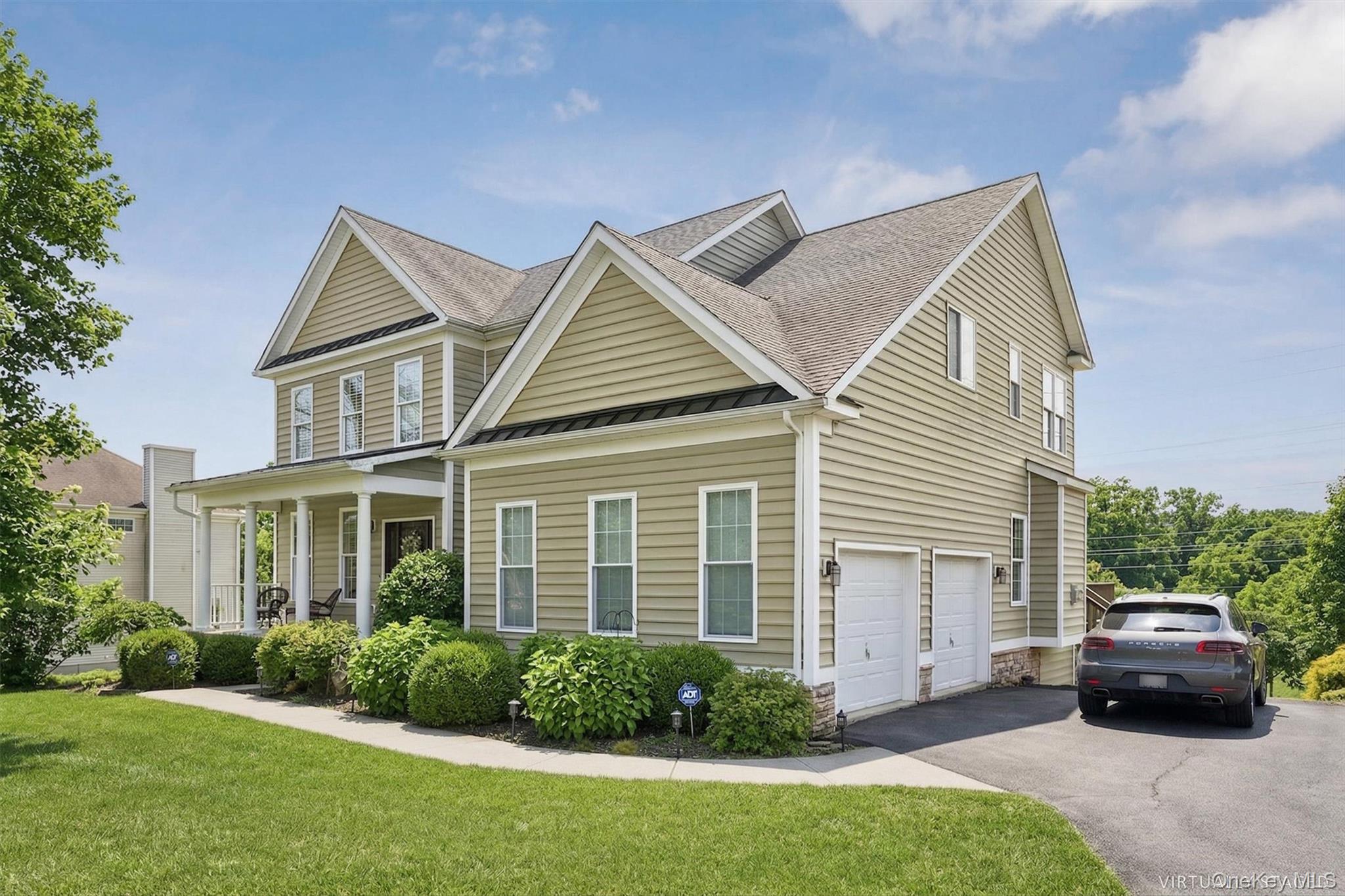 25 Roundhill Road Hopewell Junction, NY 12533 - Photo 32 of 36