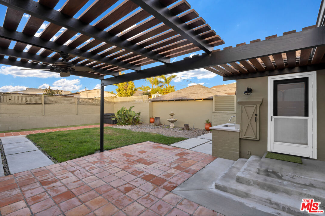 6677 West 88th Street Los Angeles, CA 90045 - Photo 20 of 23 a view of a porch with a backyard