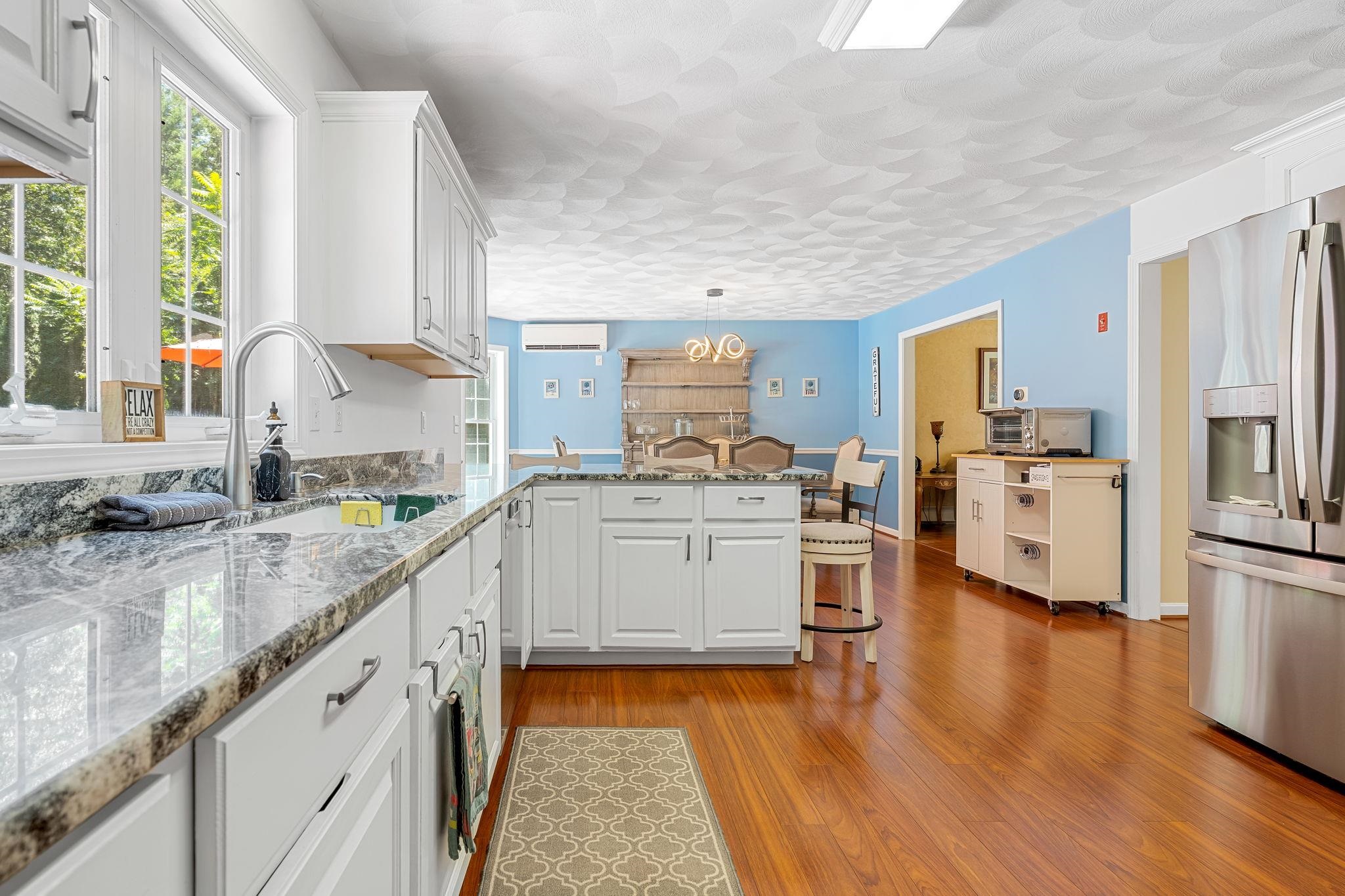 150 Kendall Pond Road Windham, NH 03087 - Photo 19 of 44