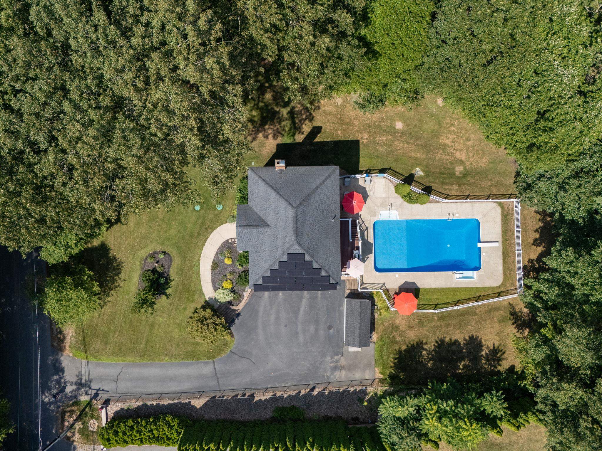 150 Kendall Pond Road Windham, NH 03087 - Photo 2 of 44