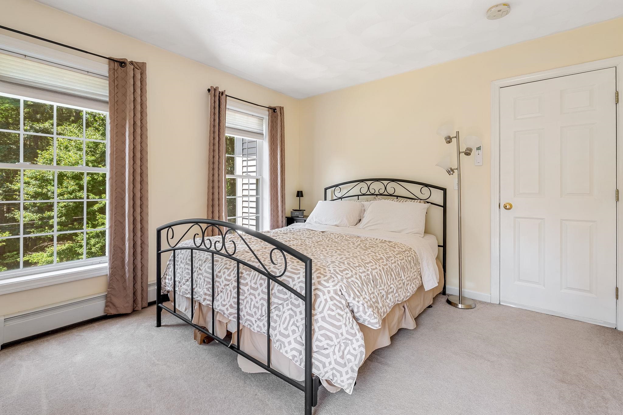 150 Kendall Pond Road Windham, NH 03087 - Photo 24 of 44