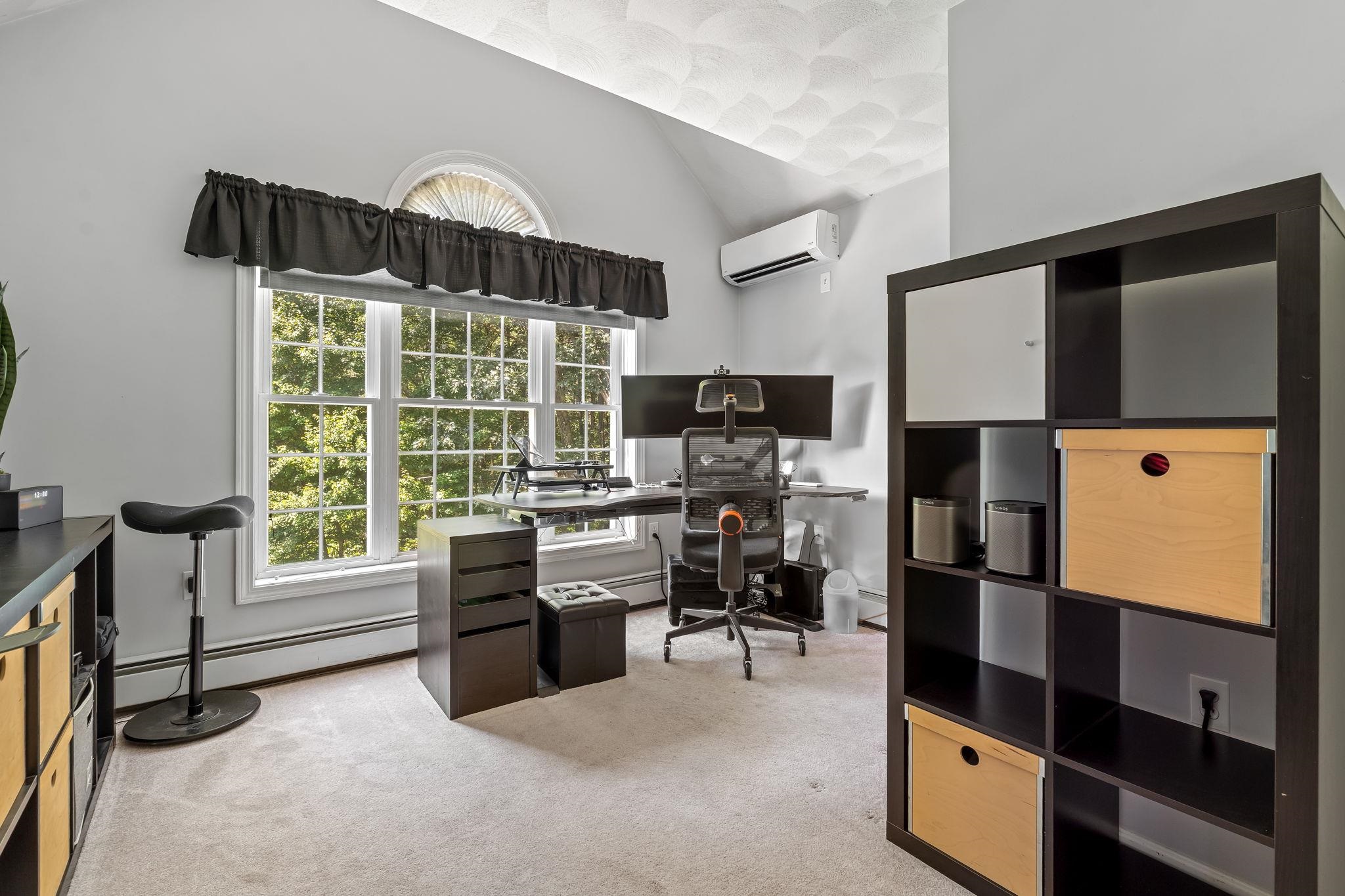 150 Kendall Pond Road Windham, NH 03087 - Photo 26 of 44