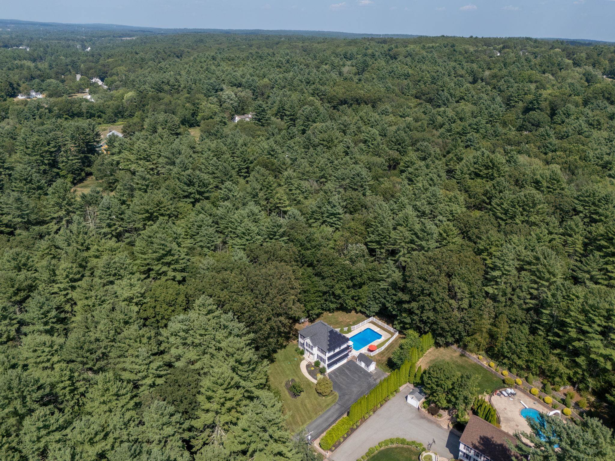 150 Kendall Pond Road Windham, NH 03087 - Photo 3 of 44