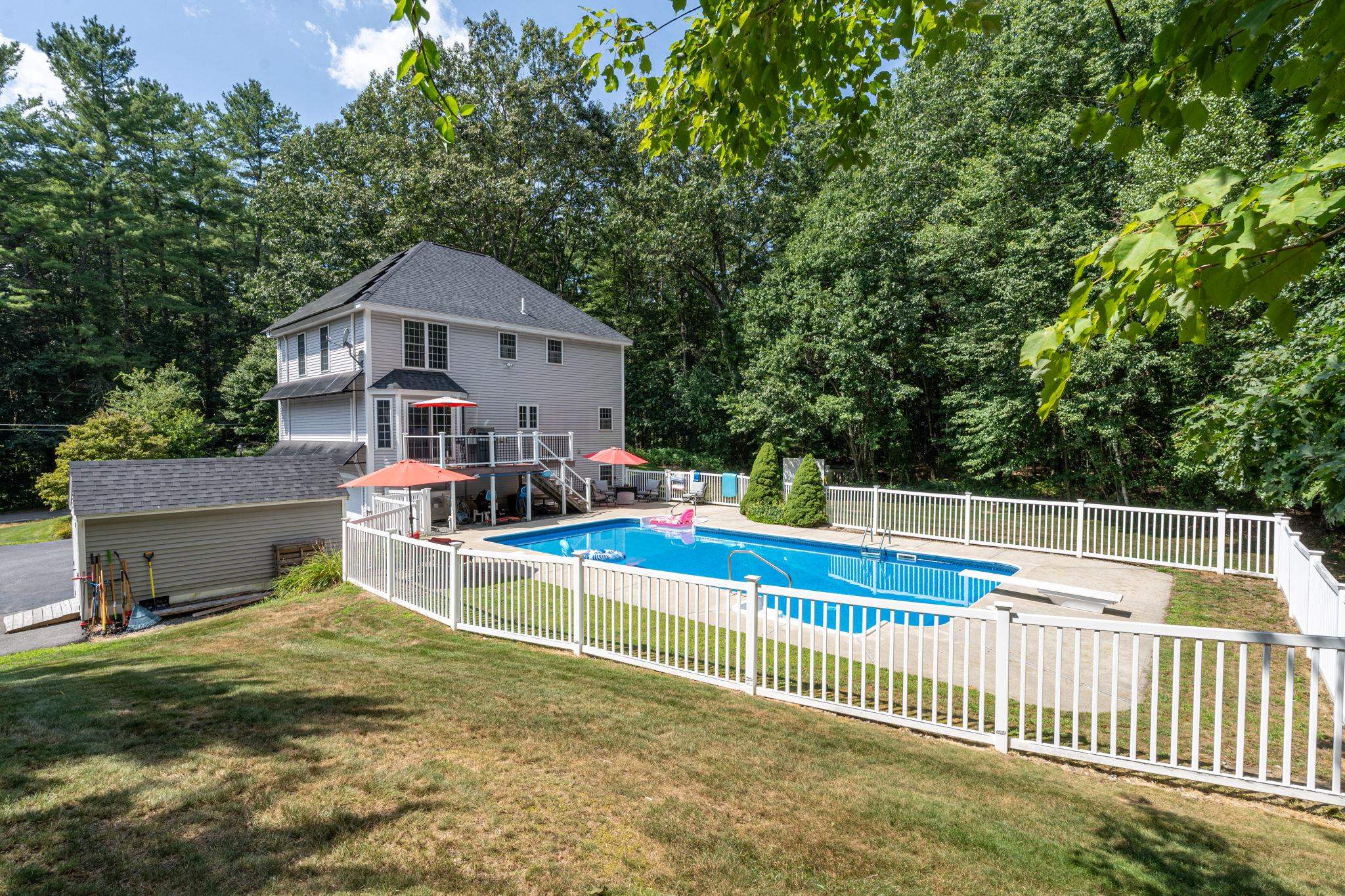 150 Kendall Pond Road Windham, NH 03087 - Photo 42 of 44