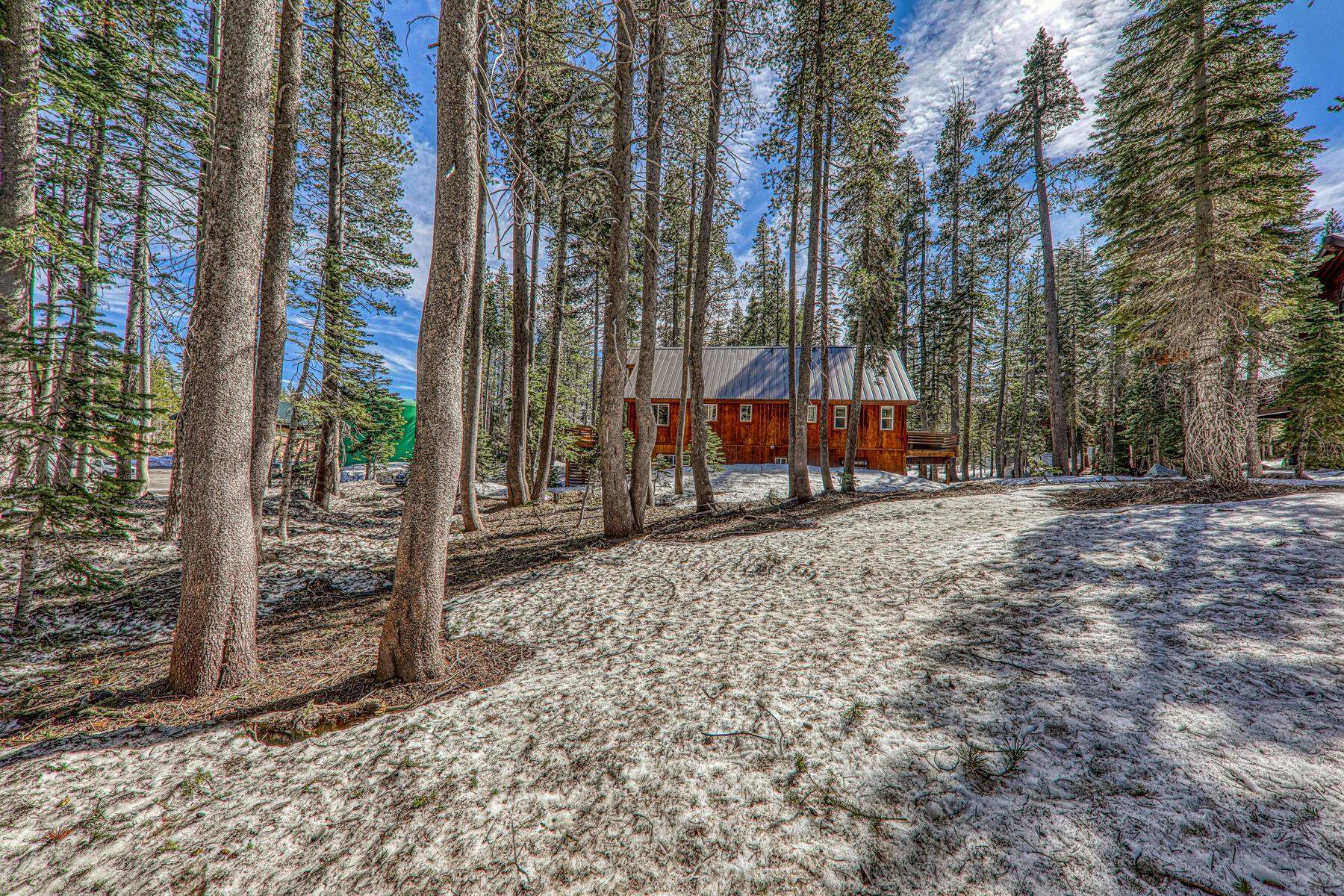 6194 Serene Road Soda Springs, CA 95724 - Photo 5 of 17
