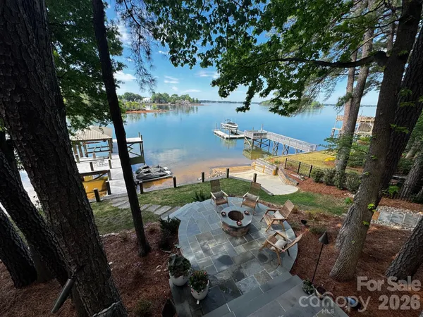 $3,485,900 | 20931 Island Forest Drive, Cornelius, NC 28031