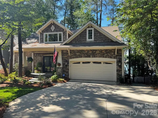 $3,485,900 | 20931 Island Forest Drive, Cornelius, NC 28031