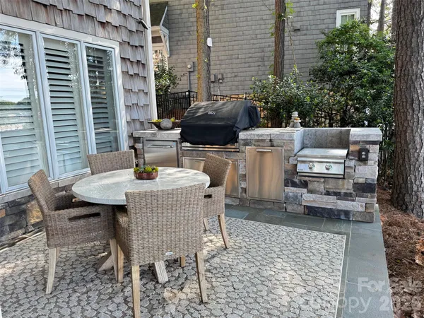 $3,485,900 | 20931 Island Forest Drive, Cornelius, NC 28031