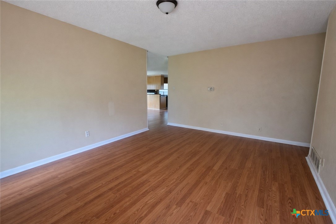 1518 Dallas Street Killeen, TX 76541 - Photo 6 of 24