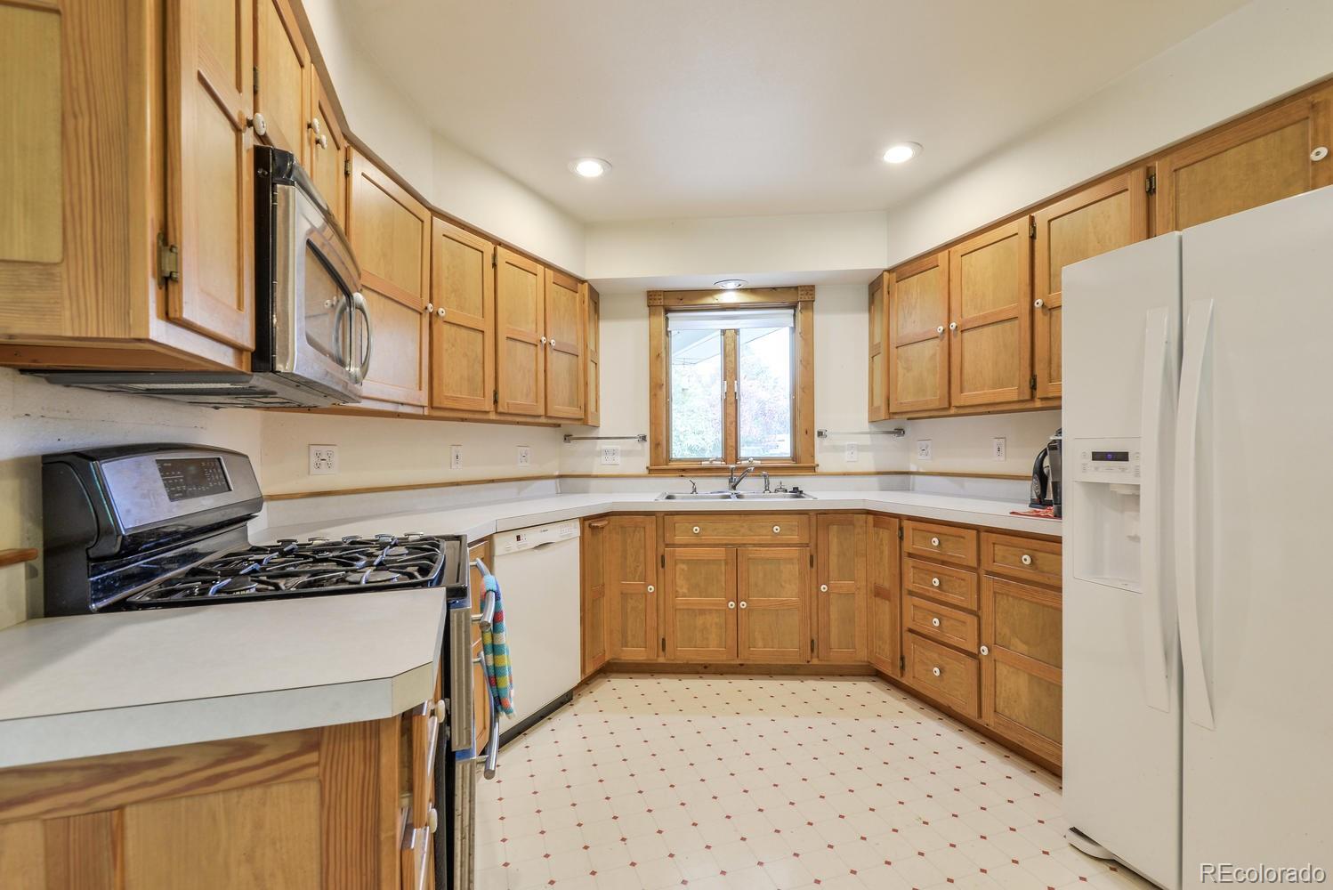 2338 Westview Road Fort Collins, CO 80524 - Photo 11 of 31 Gallery Image 11