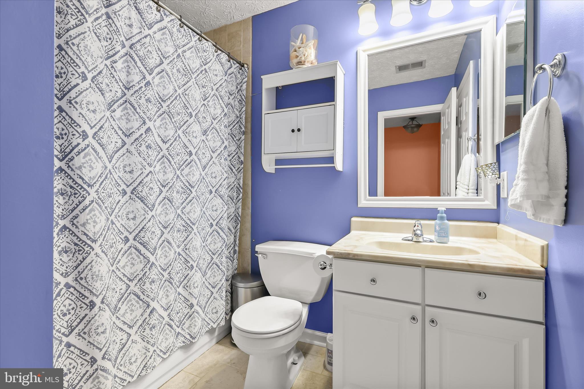 5 Gunfalls Garth Nottingham, MD 21236 - Photo 20 of 39 Full Bathroom