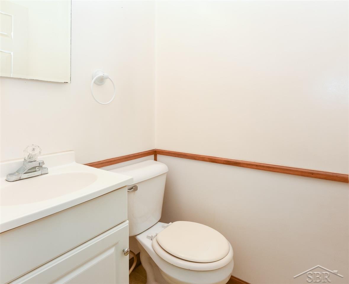 5645 Midland Road Freeland, MI 48623 - Photo 14 of 20 50020261-13.JPG