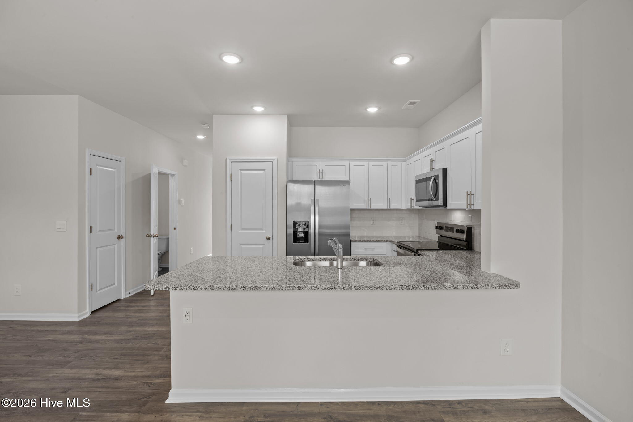 2023 Clock Road New Bern, NC 28562 - Photo 6 of 43 11-web-or-mls-0C0A3277