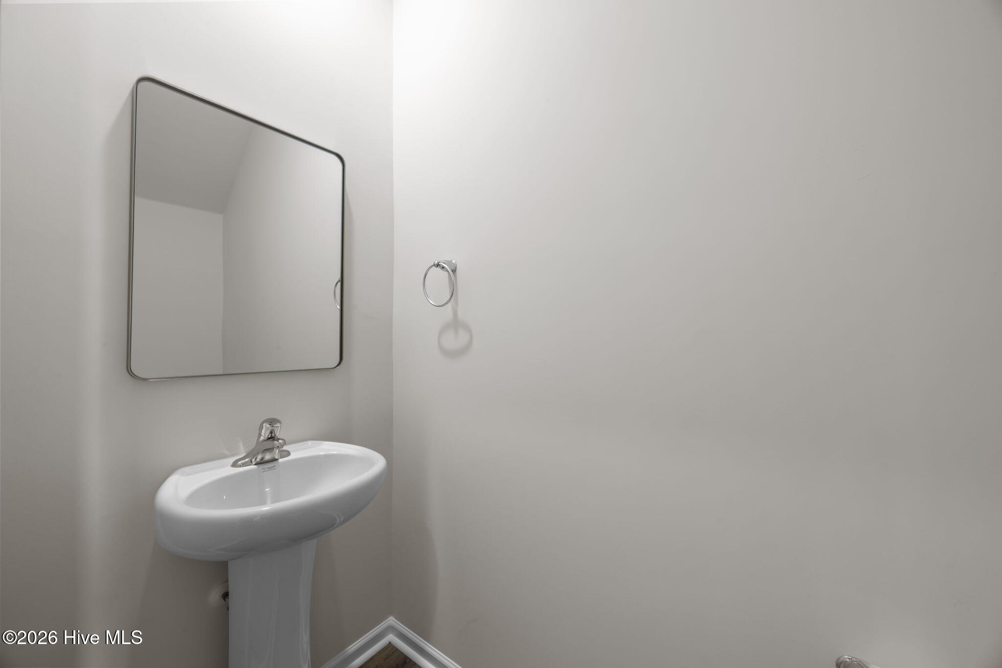 2023 Clock Road New Bern, NC 28562 - Photo 10 of 43 15-web-or-mls-0C0A3289